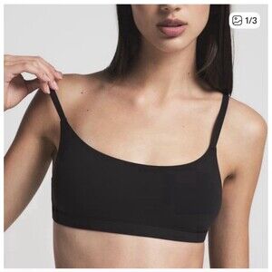Skims Scoop Neck Bralette Wireless Pullover Small Black “Fits Everybody” style